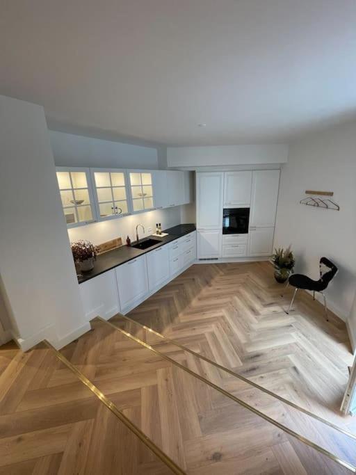 Nyrenoveret Charmerende Lejlighed I Odense C! Apartment Екстериор снимка