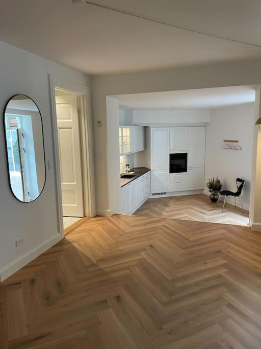 Nyrenoveret Charmerende Lejlighed I Odense C! Apartment Екстериор снимка