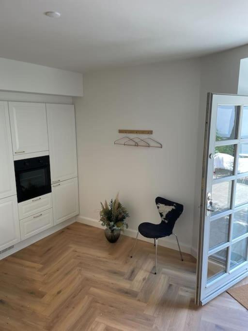 Nyrenoveret Charmerende Lejlighed I Odense C! Apartment Екстериор снимка